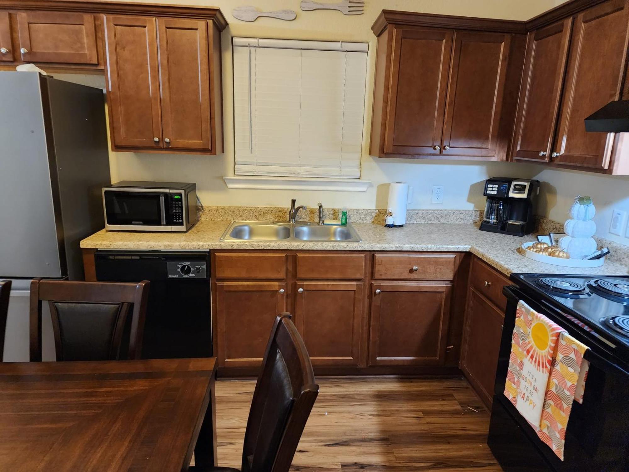 Spacious Villa Close To The Beach, 10 Sleeps غالفيستون، تكساس المظهر الخارجي الصورة