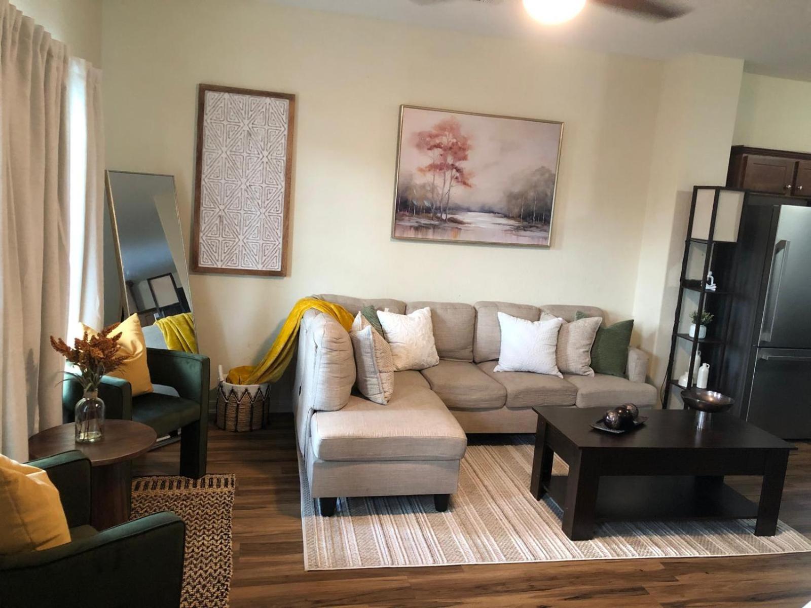Spacious Villa Close To The Beach, 10 Sleeps غالفيستون، تكساس المظهر الخارجي الصورة